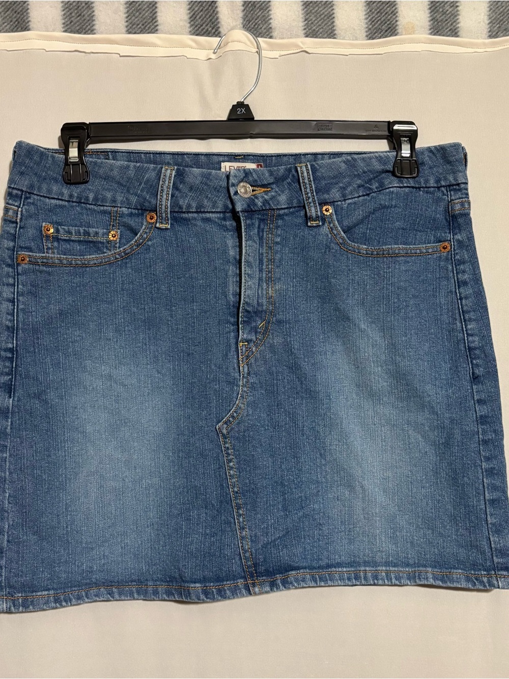 Levi’s Jeans size 12 Classic Denim Mini Skirt
